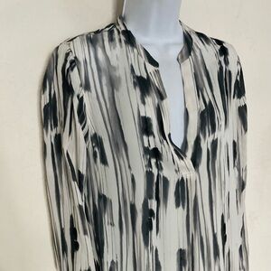 Vince Watercolor Geo Tie Dye Print 100% Silk Tunic Blouse $345 Retail S